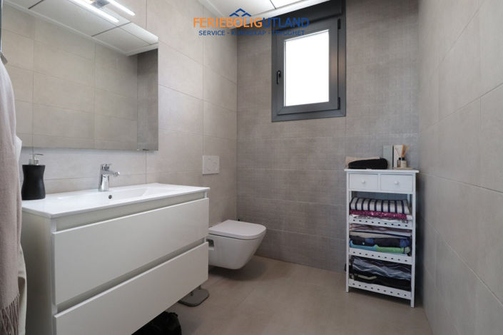 Image No.24-3 Bed Villa for sale