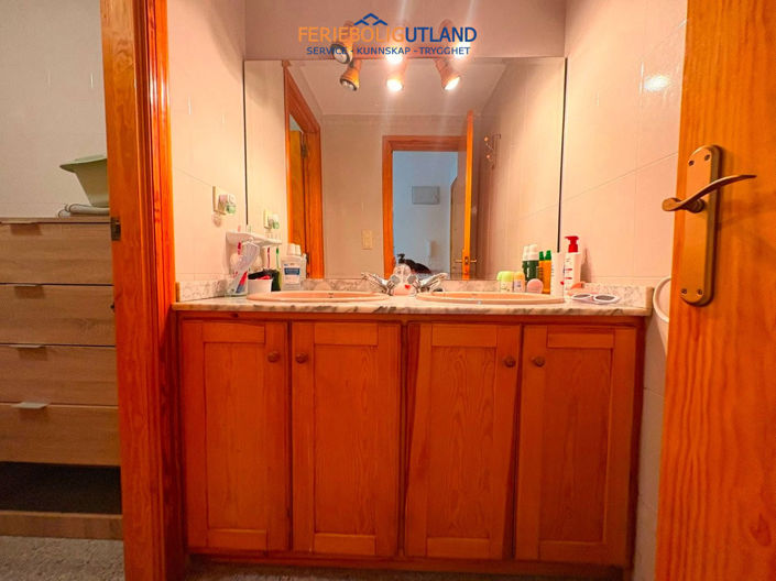 Image No.26-3 Bed Apartment for sale
