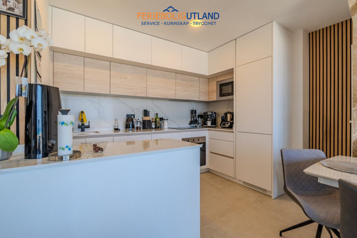 Image No.13-3 Bed Apartment for sale