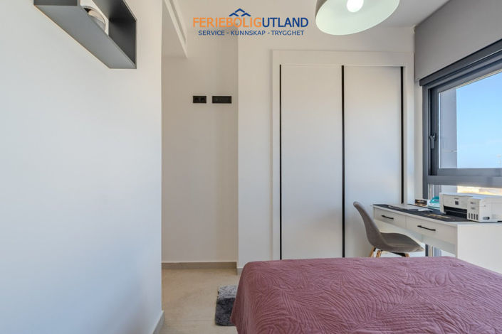 Image No.17-3 Bed Apartment for sale