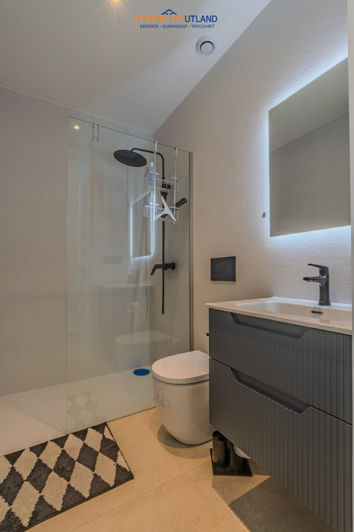 Image No.18-3 Bed Apartment for sale