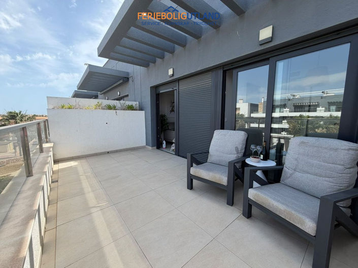 Image No.13-2 Bed Apartment for sale