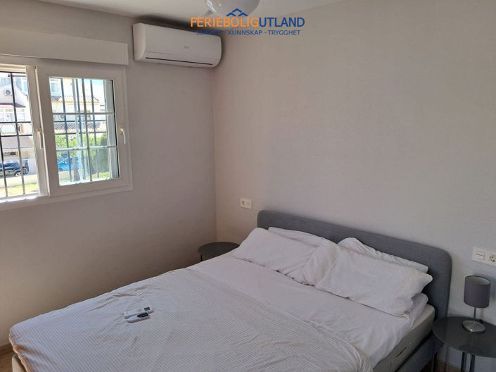 Image No.44-3 Bed Townhouse for sale