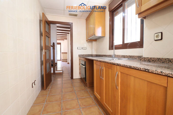 Image No.10-3 Bed Villa for sale