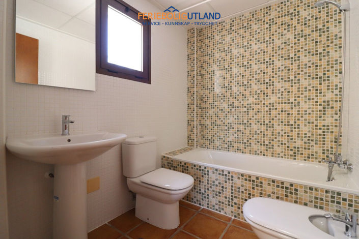 Image No.17-3 Bed Villa for sale