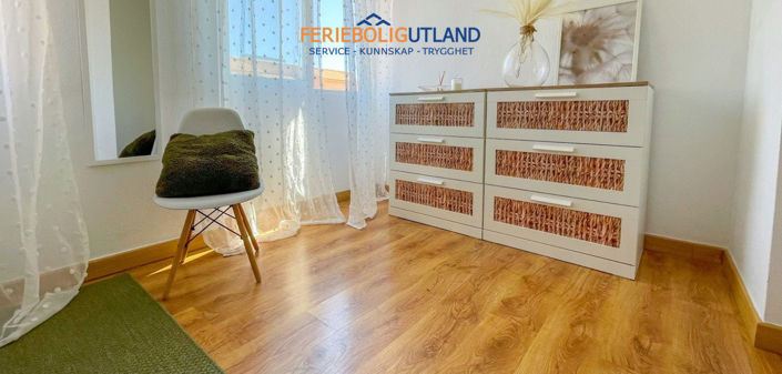 Image No.18-3 Bed Townhouse for sale