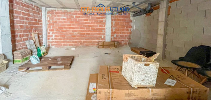 Image No.28-3 Bed Townhouse for sale