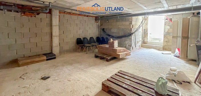 Image No.30-3 Bed Townhouse for sale