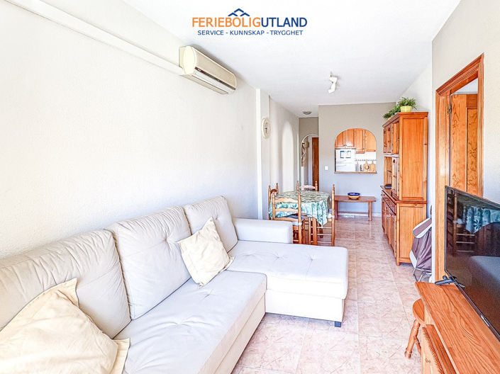 Image No.2-Appartement de 2 chambres à vendre à Torrevieja