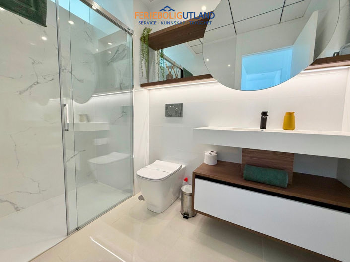 Image No.14-2 Bed Apartment for sale