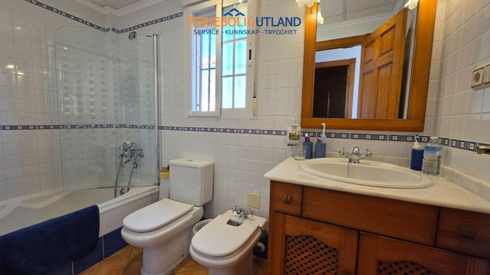 Image No.19-5 Bed Villa for sale