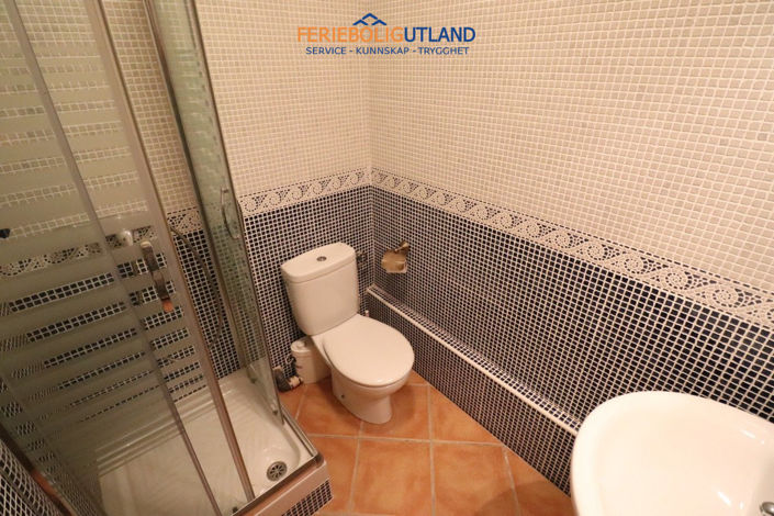 Image No.28-5 Bed Villa for sale
