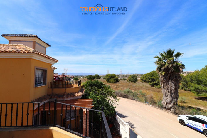 Image No.34-5 Bed Villa for sale