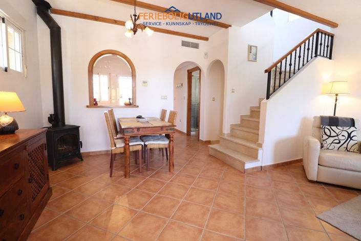 Image No.9-5 Bed Villa for sale