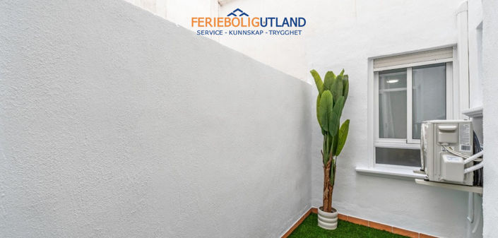 Image No.22-2 Bed Apartment for sale
