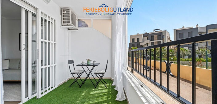 Image No.28-2 Bed Apartment for sale
