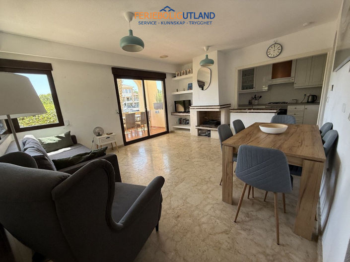 Image No.18-2 Bed Apartment for sale