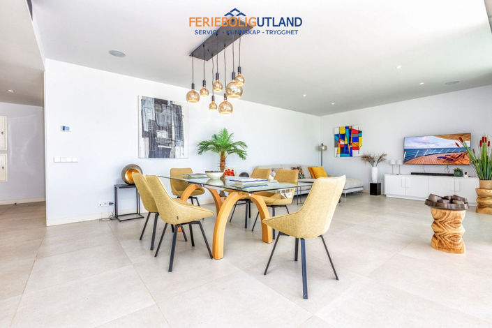 Image No.13-3 Bed Apartment for sale