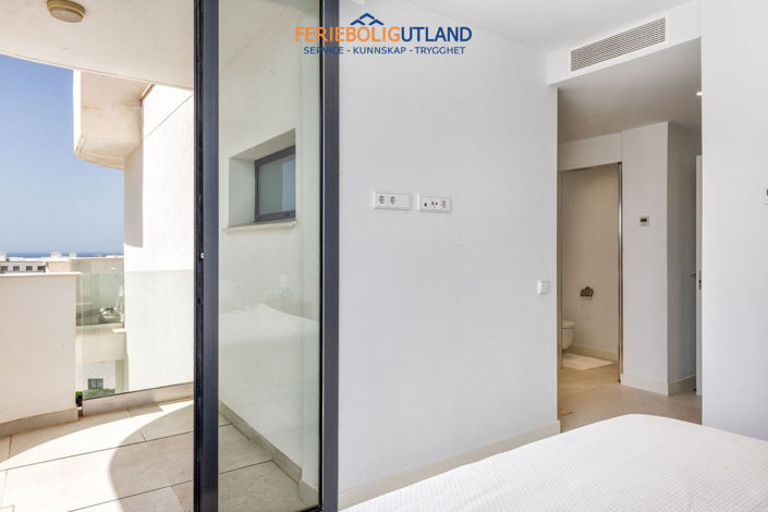Image No.29-3 Bed Apartment for sale