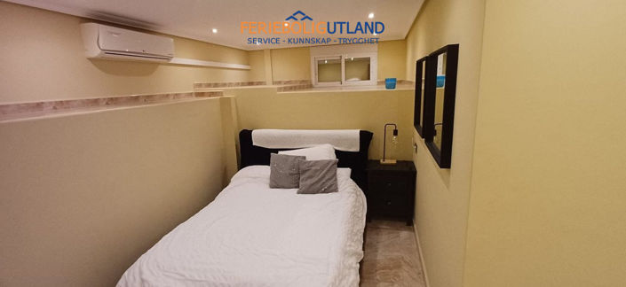 Image No.40-5 Bed Villa for sale