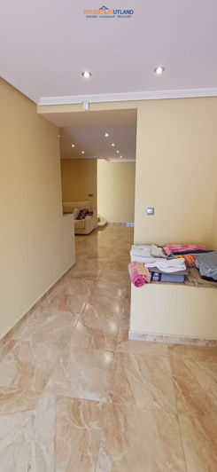 Image No.48-5 Bed Villa for sale