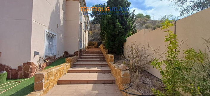 Image No.9-5 Bed Villa for sale