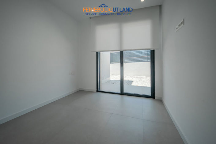 Image No.19-3 Bed Villa for sale