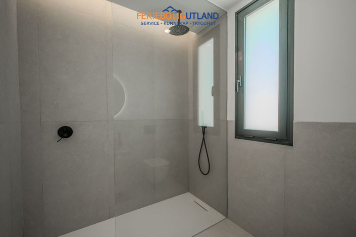 Image No.21-3 Bed Villa for sale