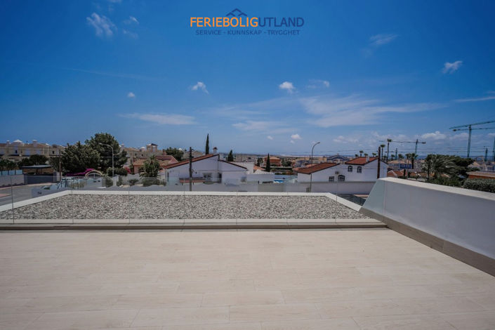Image No.27-3 Bed Villa for sale