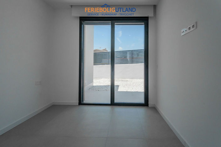 Image No.29-3 Bed Villa for sale