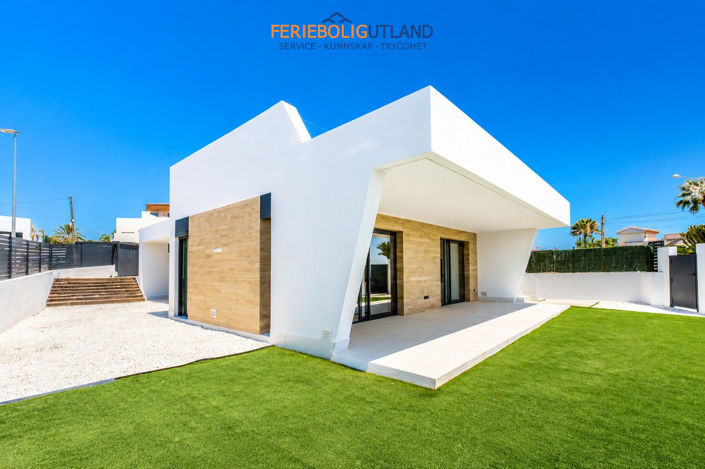 Image No.31-3 Bed Villa for sale