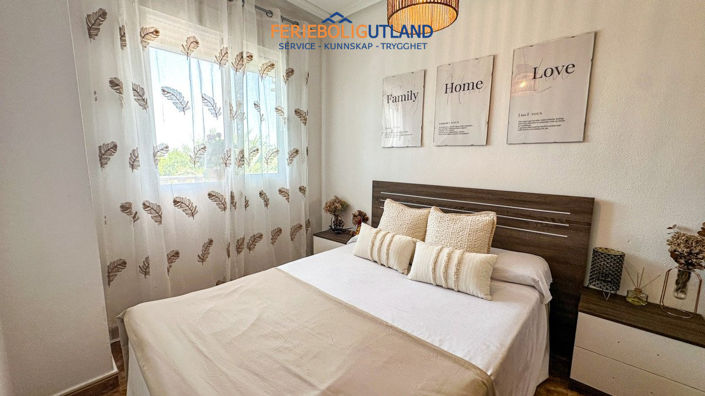 Image No.12-2 Bed Apartment for sale