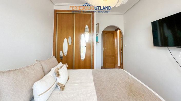 Image No.18-2 Bed Apartment for sale