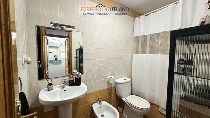 Image No.21-2 Bed Apartment for sale