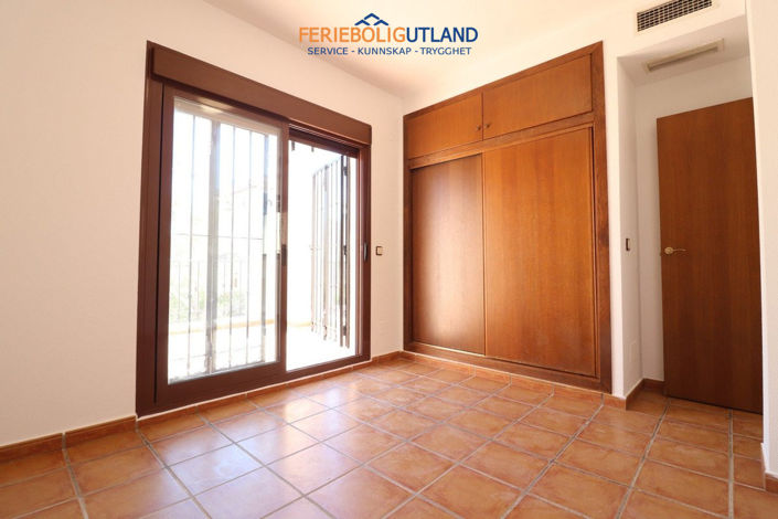 Image No.17-3 Bed Townhouse for sale