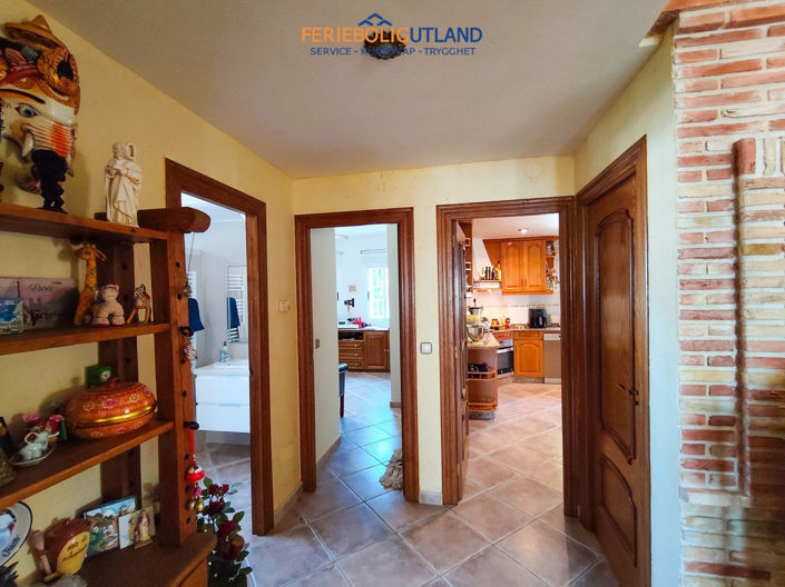 Image No.20-5 Bed Villa for sale