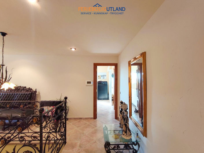 Image No.32-5 Bed Villa for sale