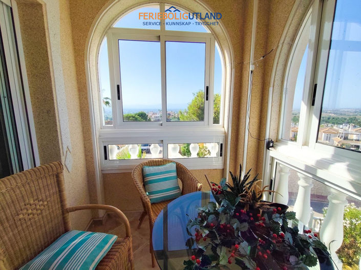 Image No.38-5 Bed Villa for sale