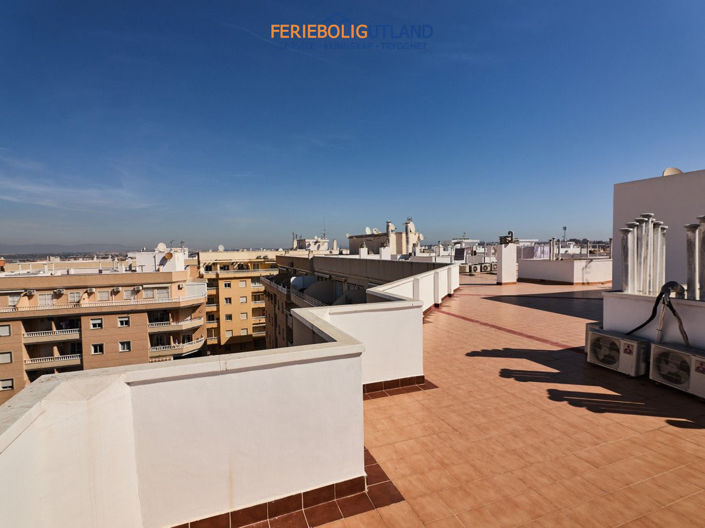Image No.33-2 Bed Apartment for sale