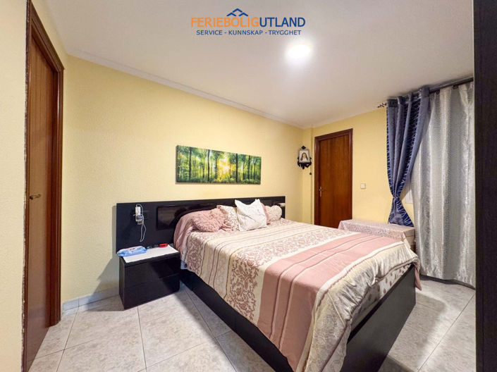 Image No.12-3 Bed Apartment for sale