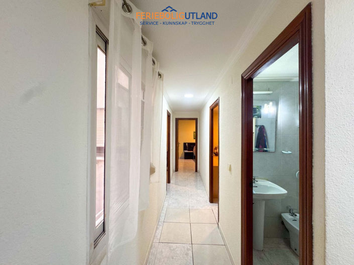 Image No.20-3 Bed Apartment for sale