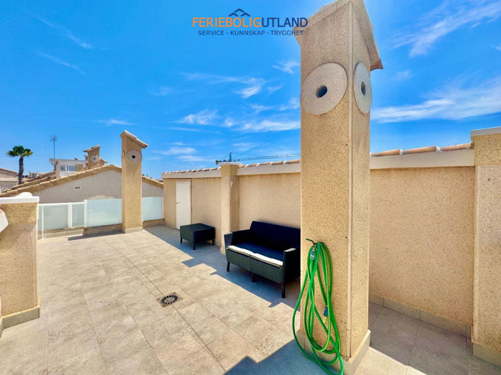 Image No.18-2 Bed Villa for sale