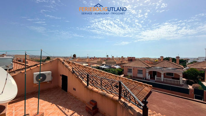 Image No.25-3 Bed Villa for sale
