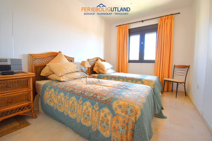 Image No.13-3 Bed Apartment for sale