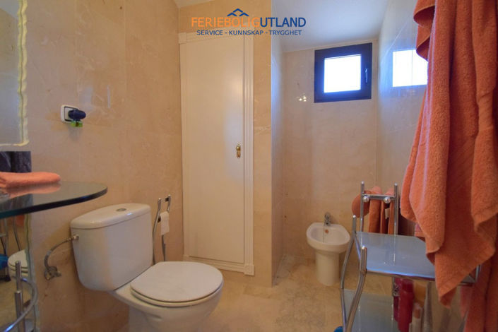 Image No.19-3 Bed Apartment for sale