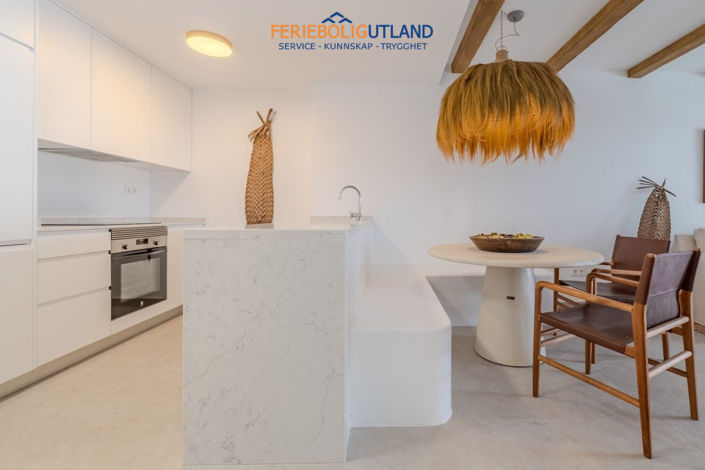 Image No.17-2 Bed Apartment for sale