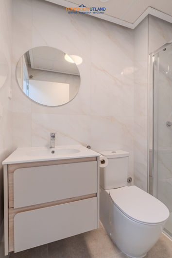 Image No.28-2 Bed Apartment for sale