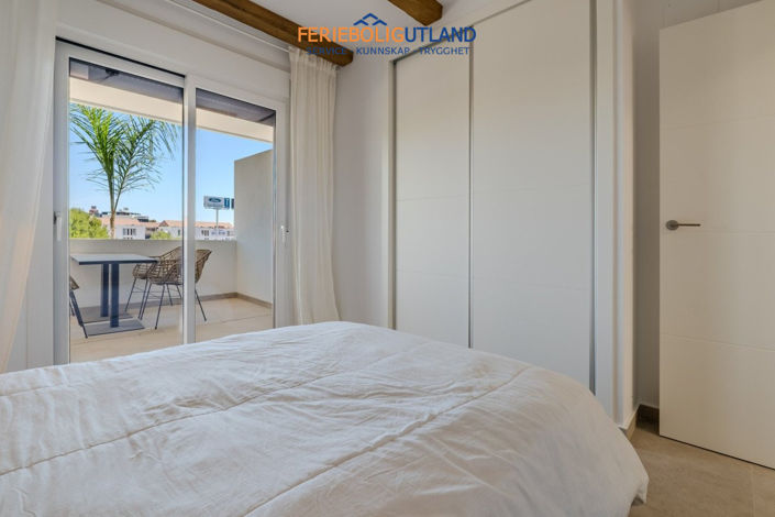 Image No.33-2 Bed Apartment for sale