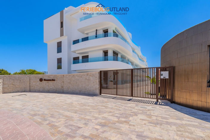 Image No.47-2 Bed Apartment for sale