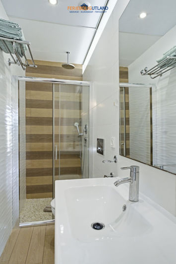 Image No.23-2 Bed Apartment for sale